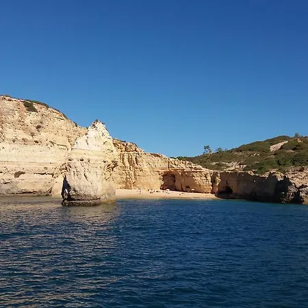 Alojamento de Acomodação e Pequeno-almoço Casa Cereja 'adults Only' *