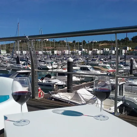 Alojamento de Acomodação e Pequeno-almoço Casa Cereja 'adults Only'