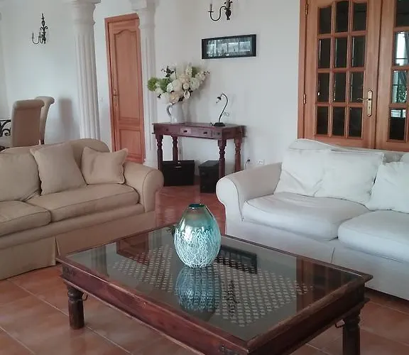 Casa Cereja 'adults Only' * Αλμπουφέιρα