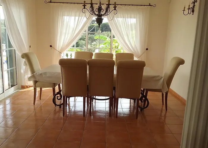 Casa Cereja 'adults Only' Bed and Breakfast