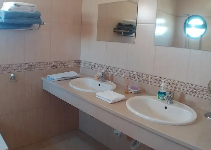 Casa Cereja 'adults Only' Αλμπουφέιρα