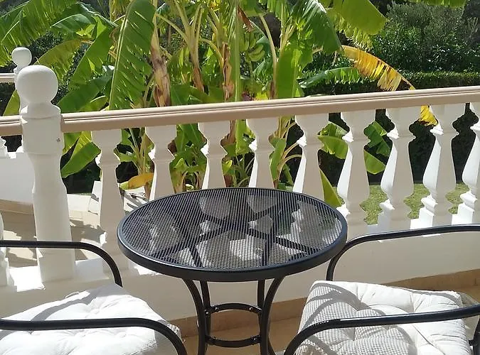 Casa Cereja 'adults Only' Bed and Breakfast