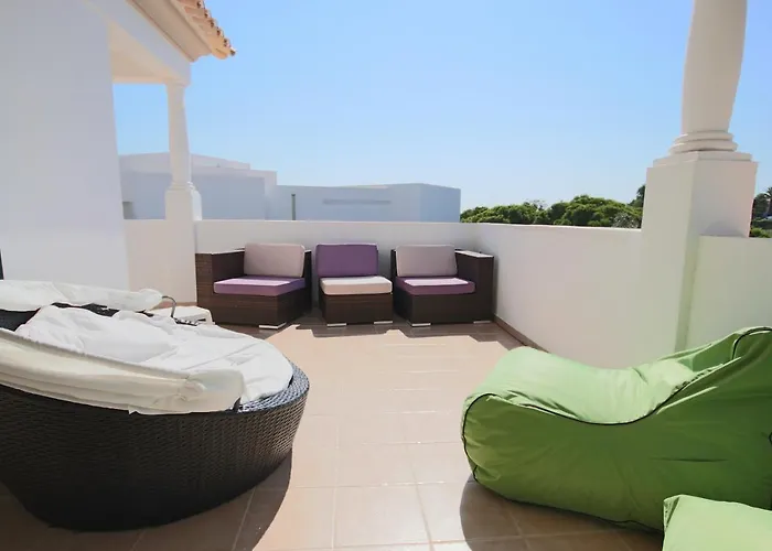 Casa Cereja 'adults Only' * Αλμπουφέιρα