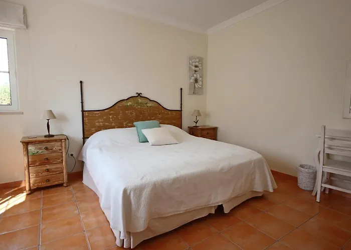 Bed and Breakfast Casa Cereja 'adults Only' Αλμπουφέιρα