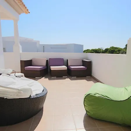 Casa Cereja 'adults Only' * Αλμπουφέιρα